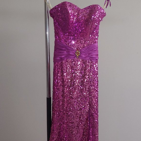 Glamorous Strapless Fuchsia Sequin Gown - Picture 5 of 6